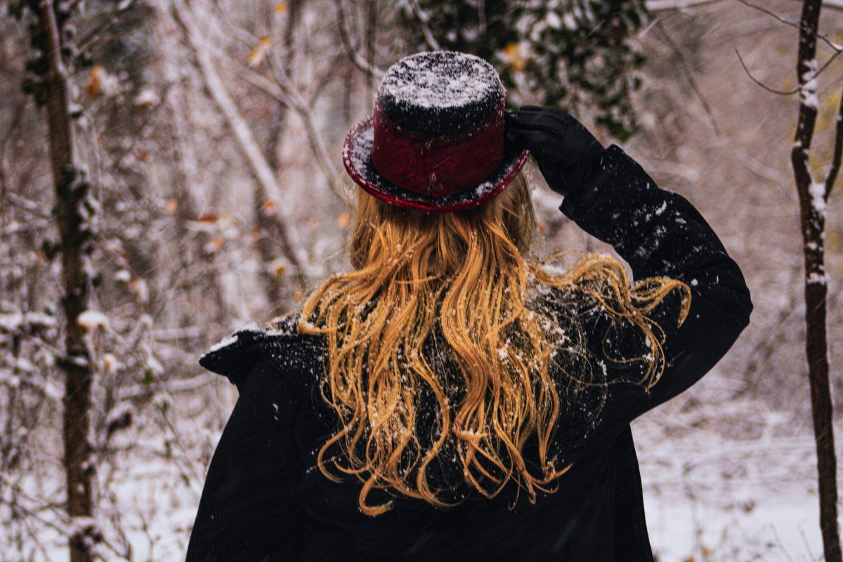 How to Build the Best Winter Hair Care Routine: Expert Tips & Treatments